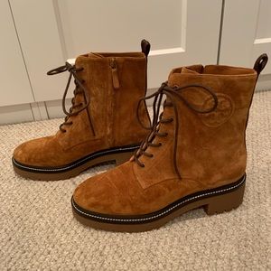 NWOT Tory Burch Lug Sole Combat Boots